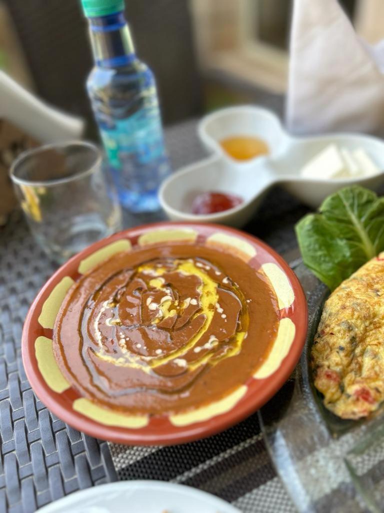 Onizah Hotel Unaizah Ngoại thất bức ảnh