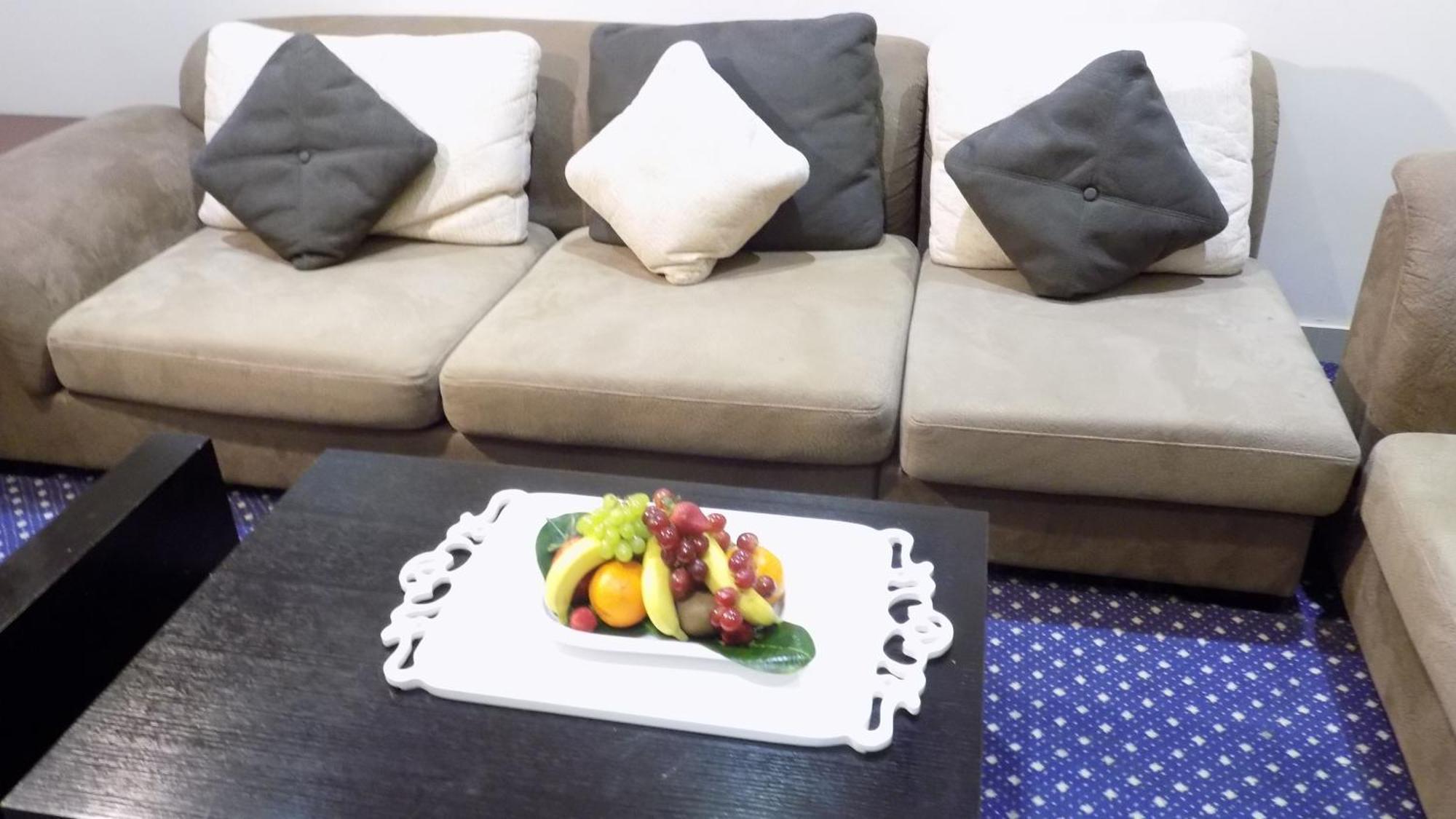 Onizah Hotel Unaizah Phòng bức ảnh
