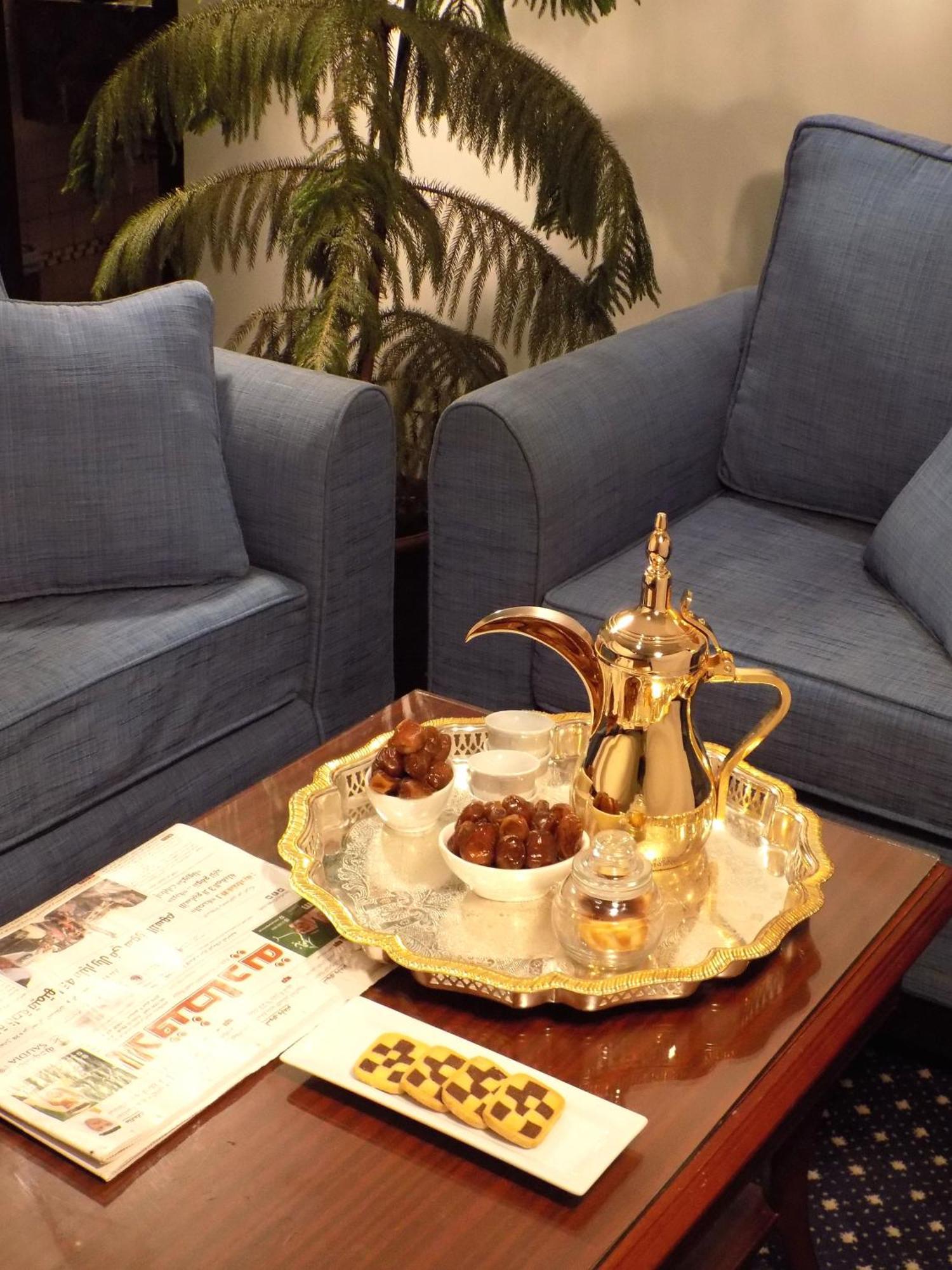 Onizah Hotel Unaizah Phòng bức ảnh